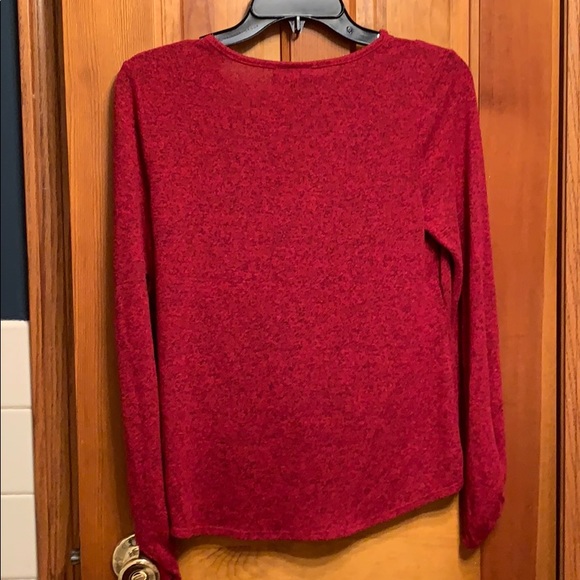 Sweaters - Picture 3 of 4